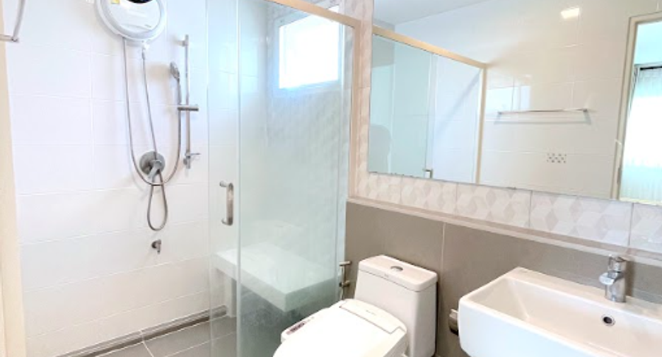 Casa en venta de 3 habitaciones en Phra Samut Chedi, Samut Prakan