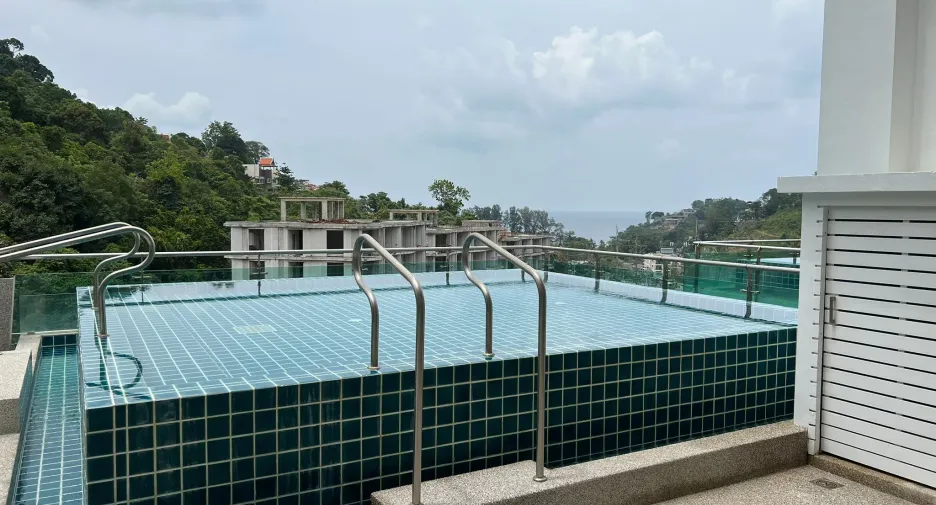 For sale 3 ベッドルーム condo in Kathu, Phuket