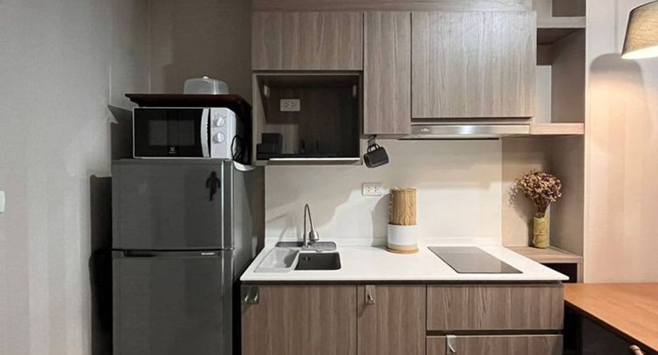 For rent 1 bed condo in Bang Phlat, Bangkok