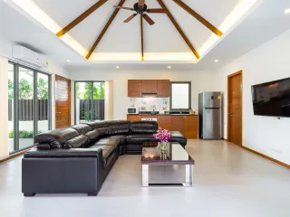 For sale 4 ベッドルーム villa in Mueang Phuket, Phuket