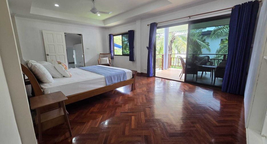 For rent 5 bedrooms house in Mueang Phuket, Phuket