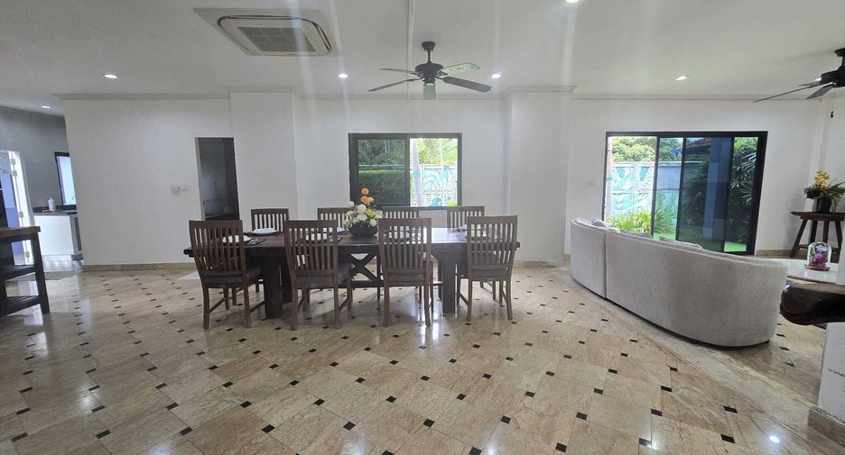 For rent 5 bedrooms house in Mueang Phuket, Phuket