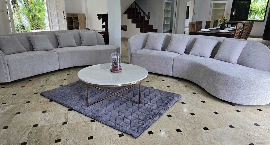 For rent 5 bedrooms house in Mueang Phuket, Phuket