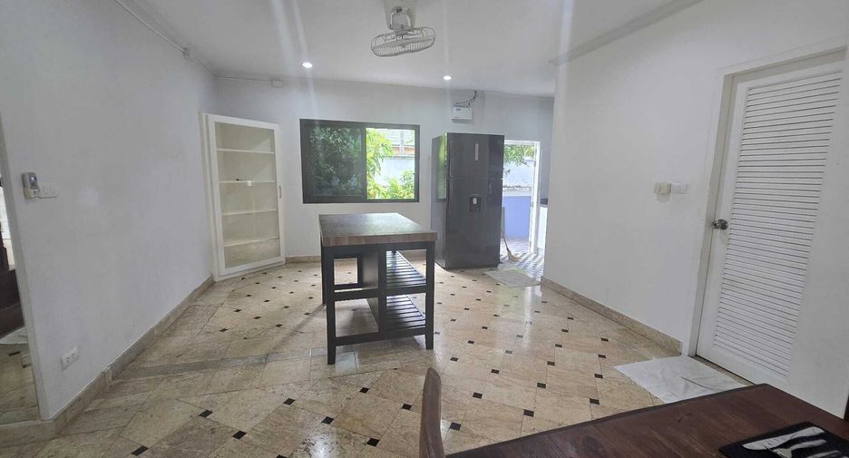 For rent 5 bedrooms house in Mueang Phuket, Phuket