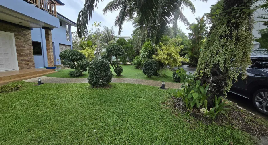 For rent 5 bedrooms house in Mueang Phuket, Phuket