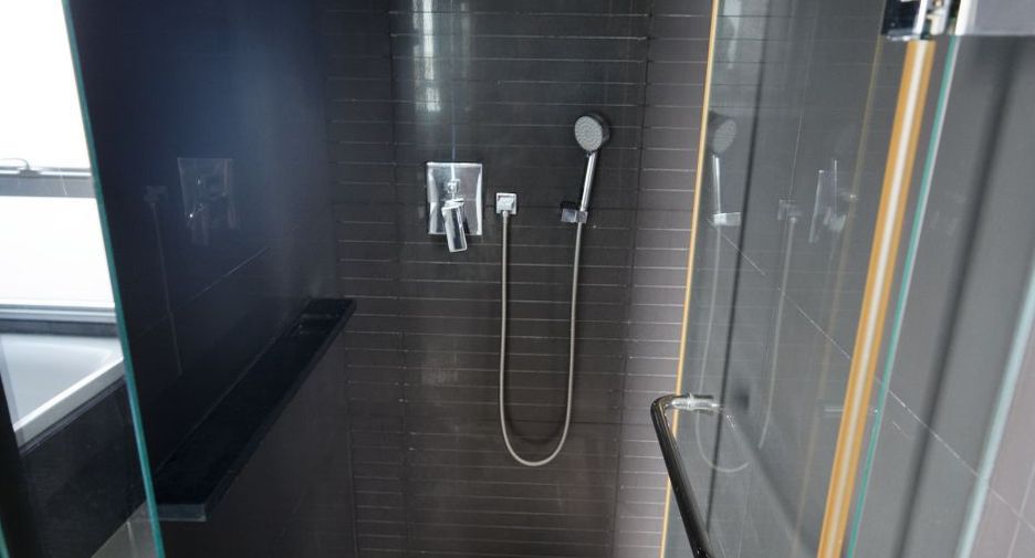For sale 2 bedrooms condo in Phra Khanong, Bangkok