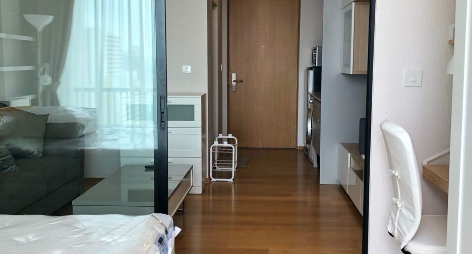 Wohnung zum Kauf mit 1 Zimmer in Sathon, Bangkok
