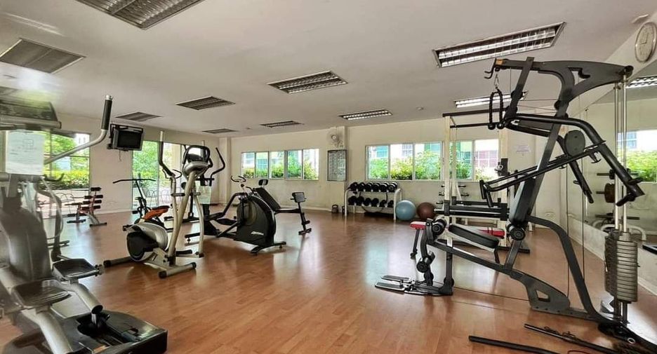 For sale studio condo in Don Mueang, Bangkok