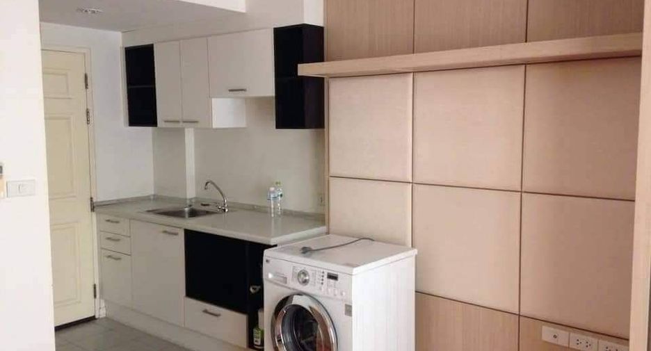 For sale studio condo in Don Mueang, Bangkok