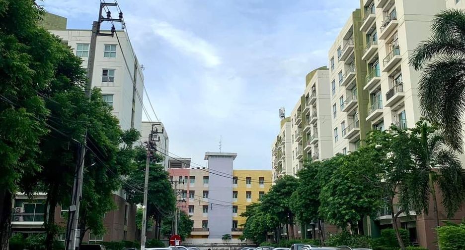 For sale studio condo in Don Mueang, Bangkok