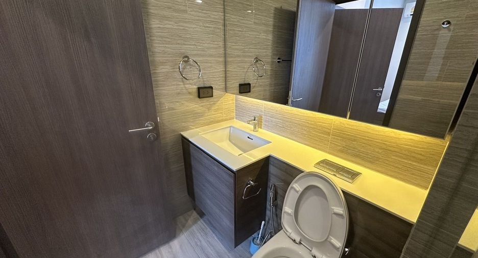 For sale 1 bed condo in Bang Na, Bangkok
