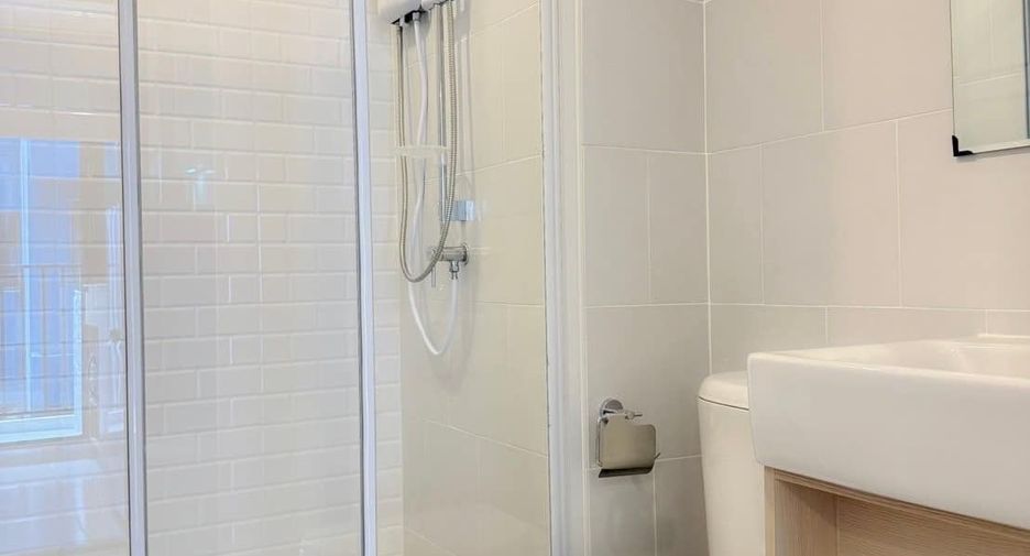 For rent studio condo in Wang Thonglang, Bangkok