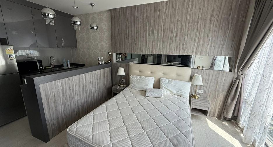 For rent studio condo in Huai Khwang, Bangkok