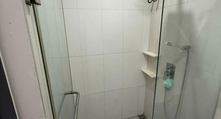 For rent studio condo in Huai Khwang, Bangkok
