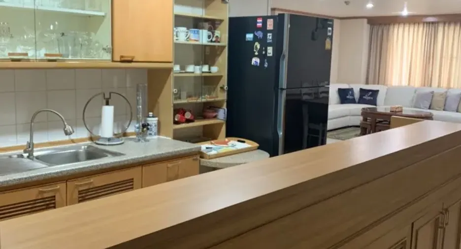 For rent 1 bed condo in Sathon, Bangkok