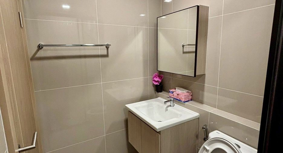 For rent 2 bedrooms condo in Mueang Phuket, Phuket