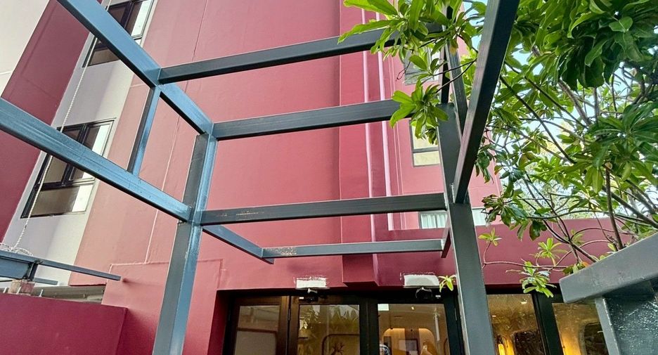 For rent 2 bedrooms condo in Mueang Phuket, Phuket