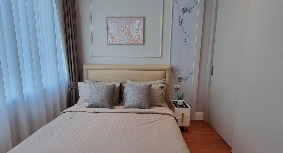 For rent 2 bedrooms condo in Khlong Toei, Bangkok
