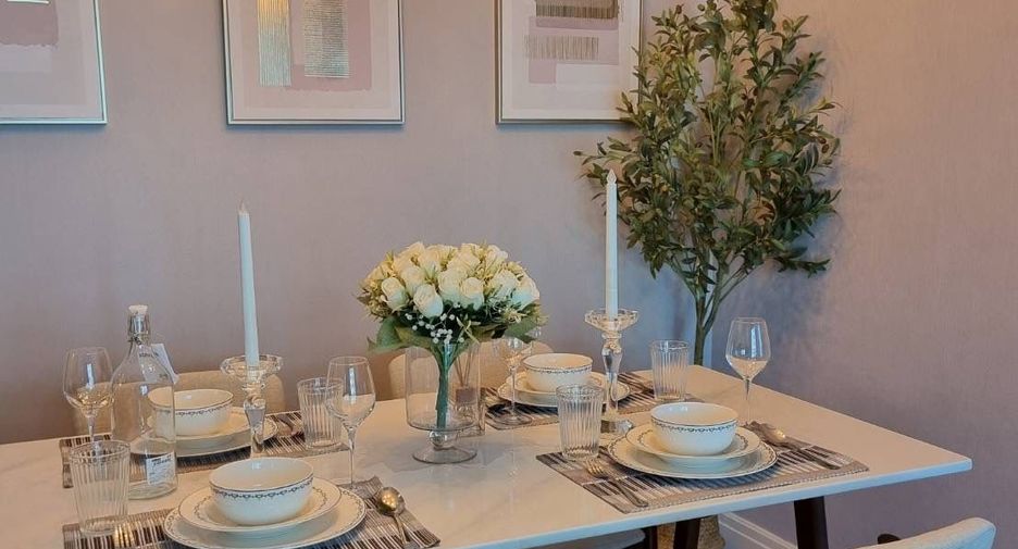For rent 2 bedrooms condo in Khlong Toei, Bangkok