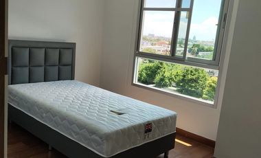 For rent 2 bedrooms condo in Thon Buri, Bangkok