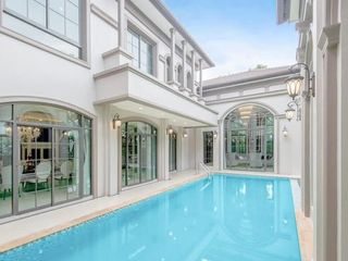 For sale 4 bedrooms house in Thawi Watthana, Bangkok