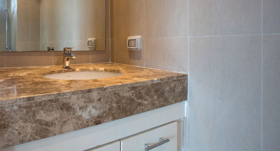 For sale 1 bed condo in Mueang Phuket, Phuket