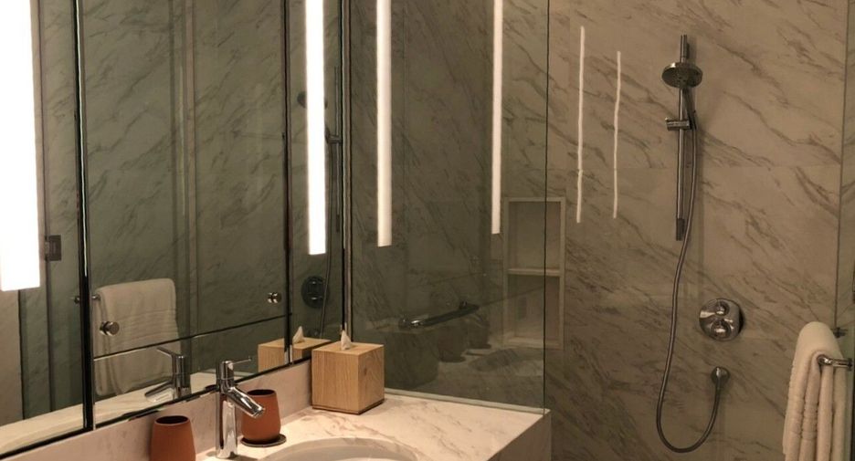For rent 1 bed apartment in Pathum Wan, Bangkok