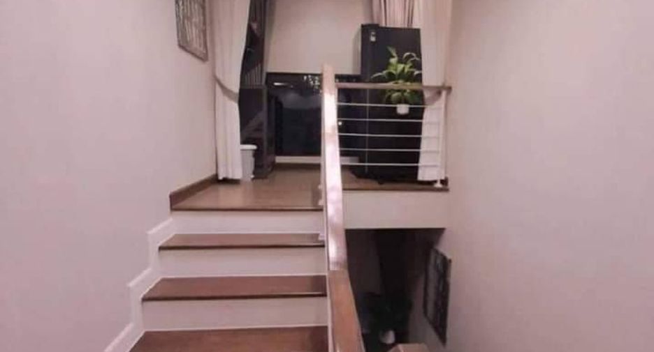For rent 5 bedrooms house in Prawet, Bangkok