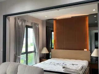 For rent 1 bed condo in Khlong San, Bangkok