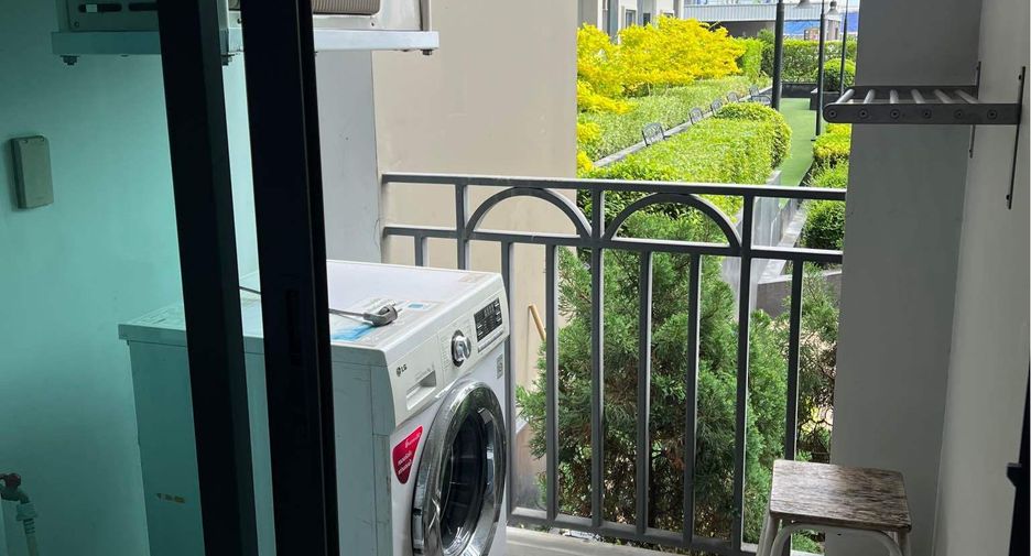 Wohnung zur Miete mit 1 Zimmer in Khlong San, Bangkok
