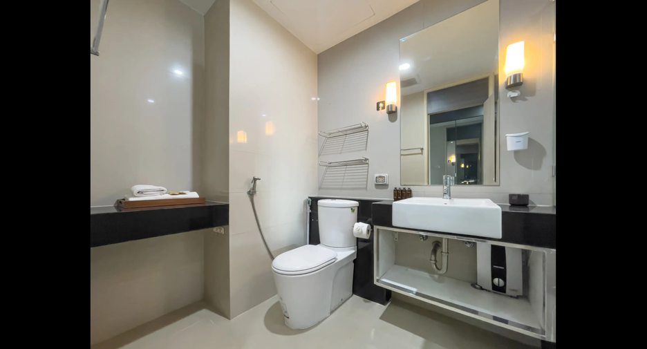 For rent 1 bed condo in Ratchathewi, Bangkok