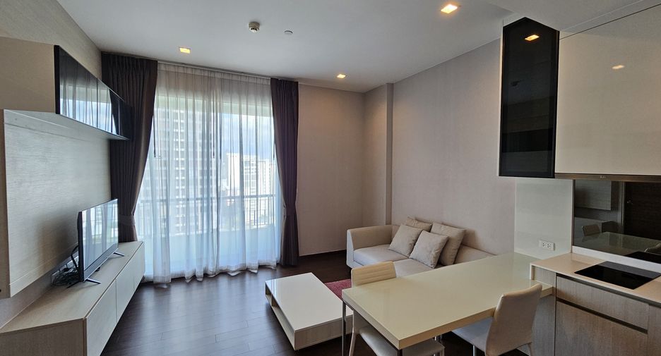 For rent 1 bed condo in Watthana, Bangkok