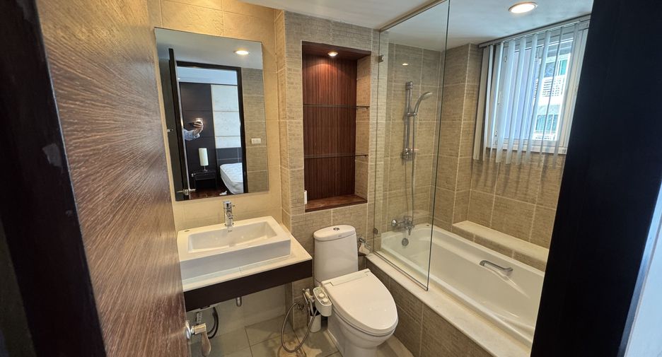 Condo en alquiler de 2 habitaciones en Watthana, Bangkok