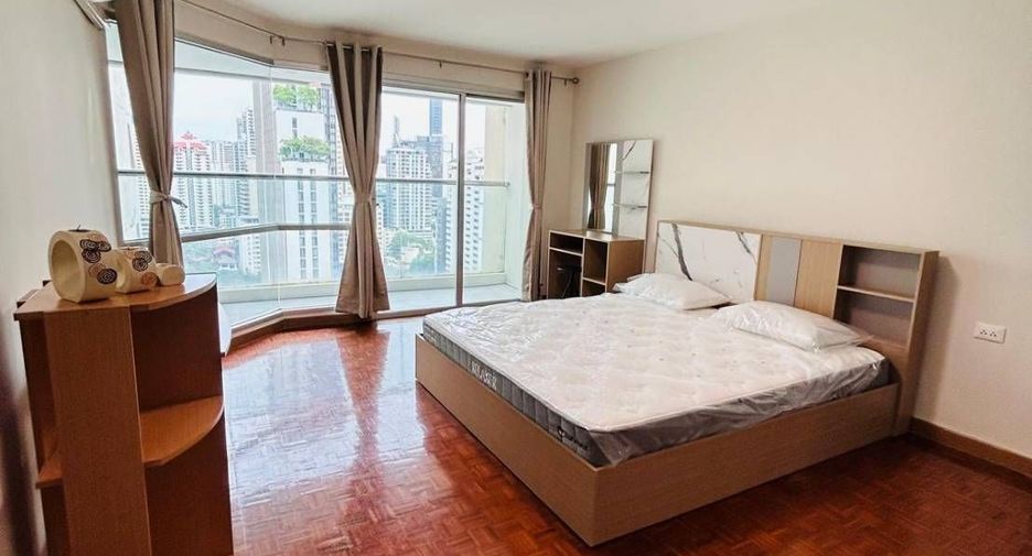 For rent 1 bed condo in Watthana, Bangkok
