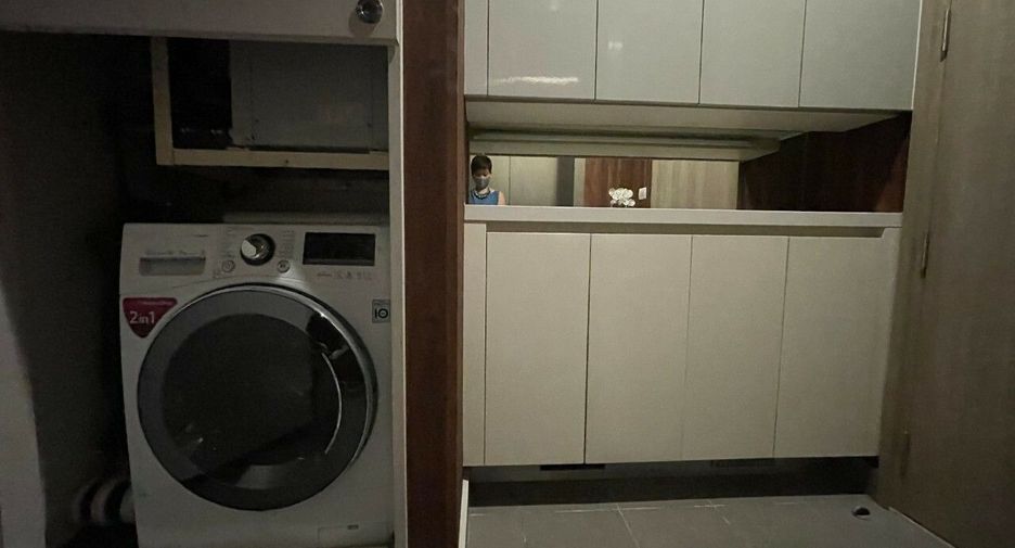 For rent 1 bed condo in Pathum Wan, Bangkok