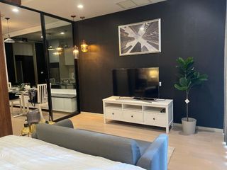 For rent 1 bed condo in Pathum Wan, Bangkok