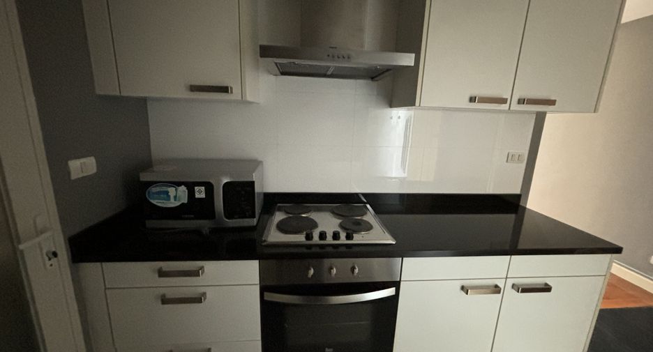 Condo en alquiler de 2 habitaciones en Watthana, Bangkok