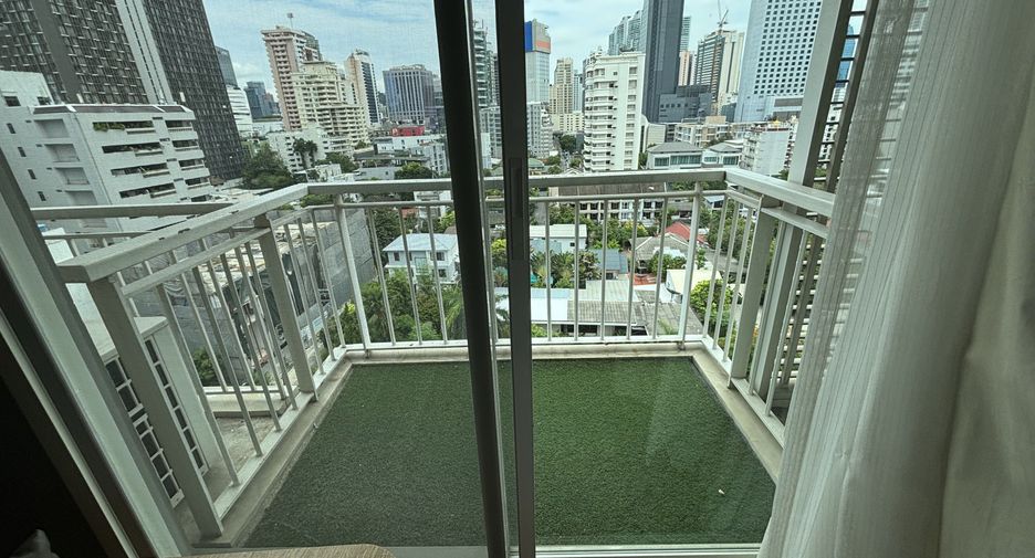 Condo en alquiler de 2 habitaciones en Watthana, Bangkok