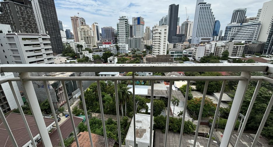 Condo en alquiler de 2 habitaciones en Watthana, Bangkok