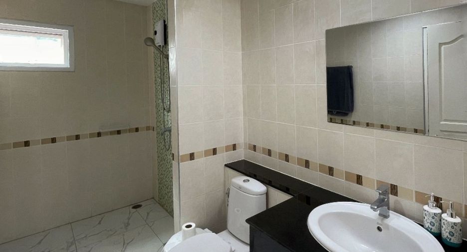 For rent 3 bedrooms apartment in Mueang Phuket, Phuket