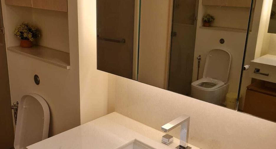 For sale 1 bed condo in Sathon, Bangkok