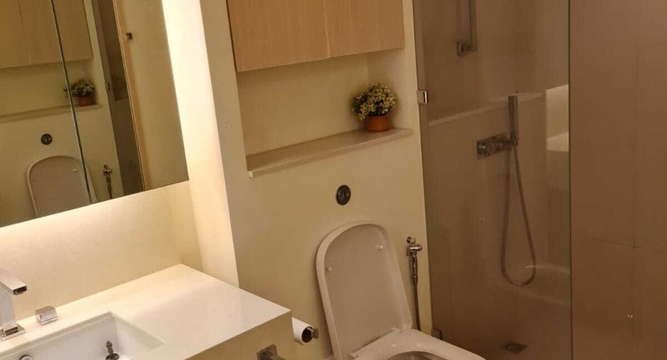 For sale 1 bed condo in Sathon, Bangkok
