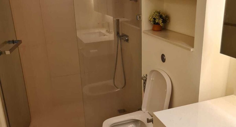 For sale 1 bed condo in Sathon, Bangkok