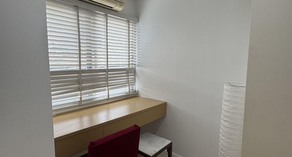 Wohnung zur Miete mit 2 Zimmer in Watthana, Bangkok