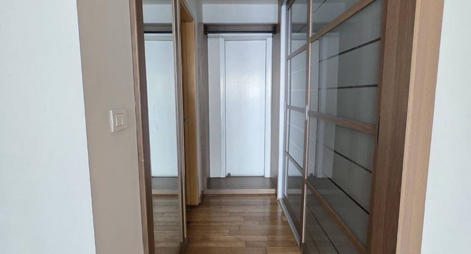Condo en alquiler de 1 habitaciones en Khlong Toei, Bangkok