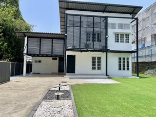For rent 4 bedrooms house in Khan Na Yao, Bangkok