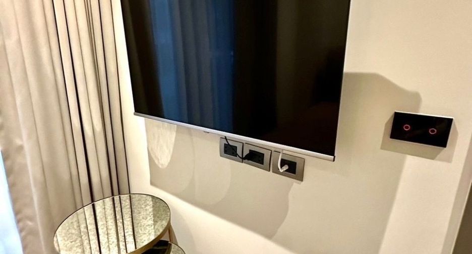 For rent 1 bed condo in Khlong Toei, Bangkok
