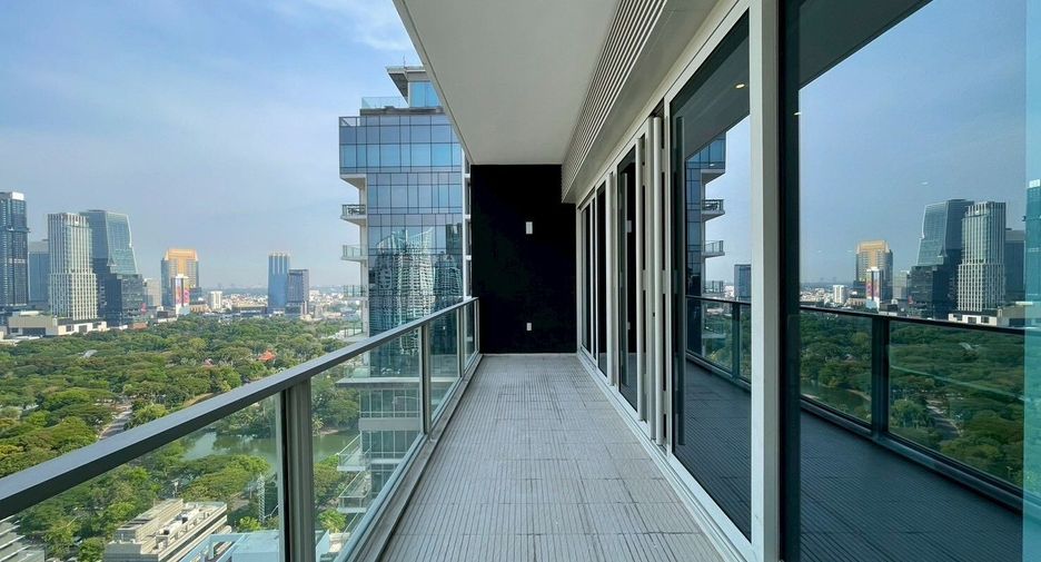 Condo en venta de 4 habitaciones en Pathum Wan, Bangkok