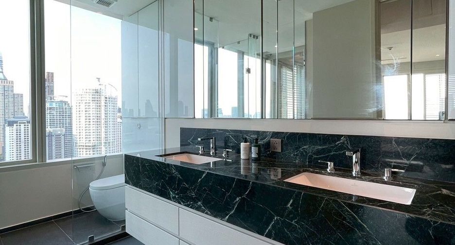 Condo en venta de 4 habitaciones en Pathum Wan, Bangkok