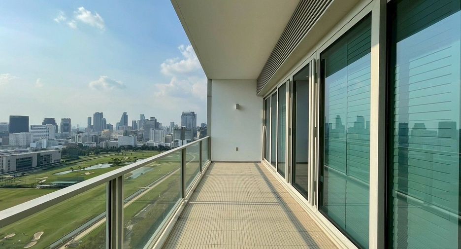 Condo en venta de 4 habitaciones en Pathum Wan, Bangkok